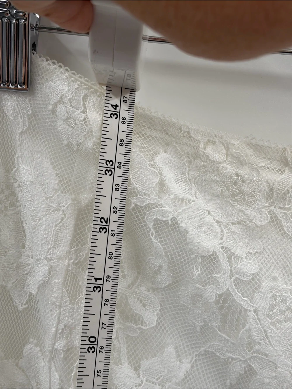Astr‎ The Label | Off White | Lace MIDI  Skirt